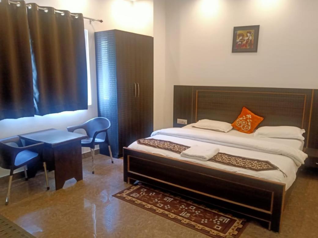Hotel Rajshree Tanakpur Extérieur photo