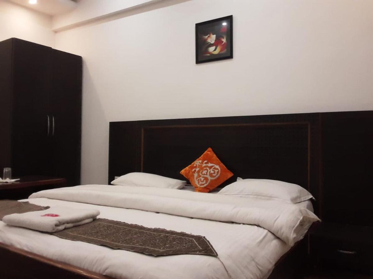 Hotel Rajshree Tanakpur Extérieur photo
