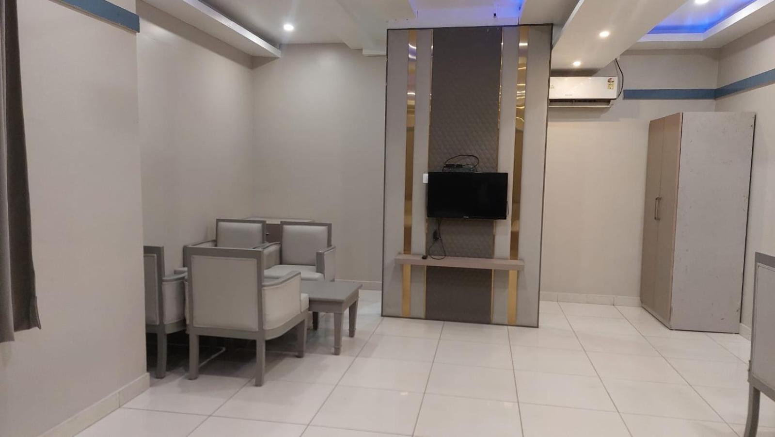 Hotel Rajshree Tanakpur Extérieur photo
