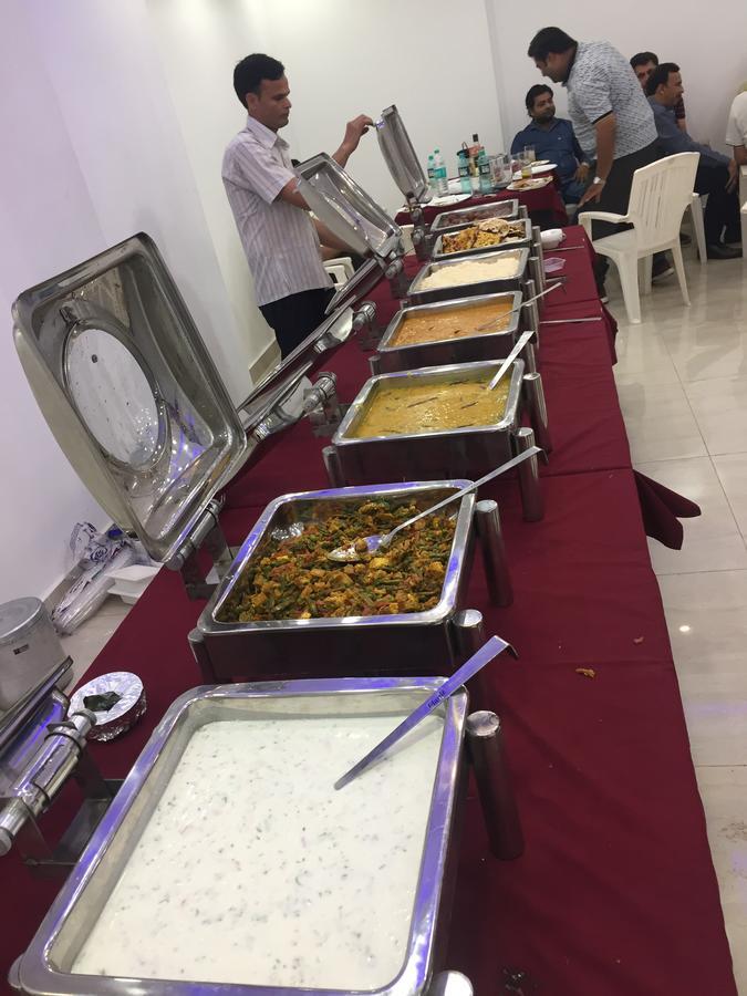 Hotel Rajshree Tanakpur Extérieur photo